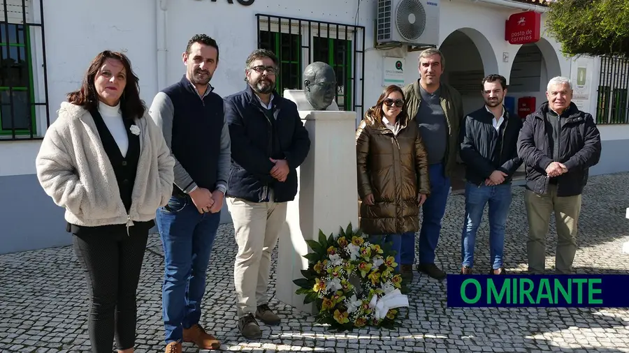 Poeta Ruy Belo homenageado em São João da Ribeira Poeta Ruy Belo homenageado em São João da Ribeira