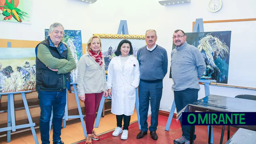 Aulas de pintura são concretização de sonhos adiados Aulas de pintura são concretização de sonhos adiados