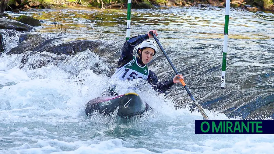 Atletas do Clube Náutico Barquinhense com títulos na canoagem