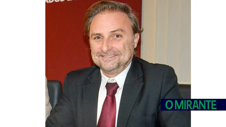 Advogado Filipe Valente foi o escolhido para completar executivo da Junta de VFX Advogado Filipe Valente foi o escolhido para completar executivo da Junta de VFX