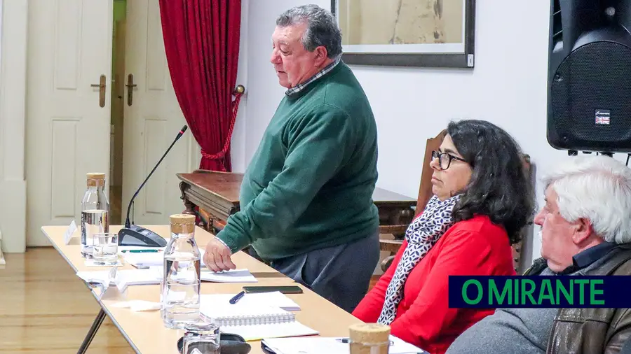 Autarcas de Tomar exigem castigos para quem comete crimes ambientais no Nabão Autarcas de Tomar exigem castigos para quem comete crimes ambientais no Nabão