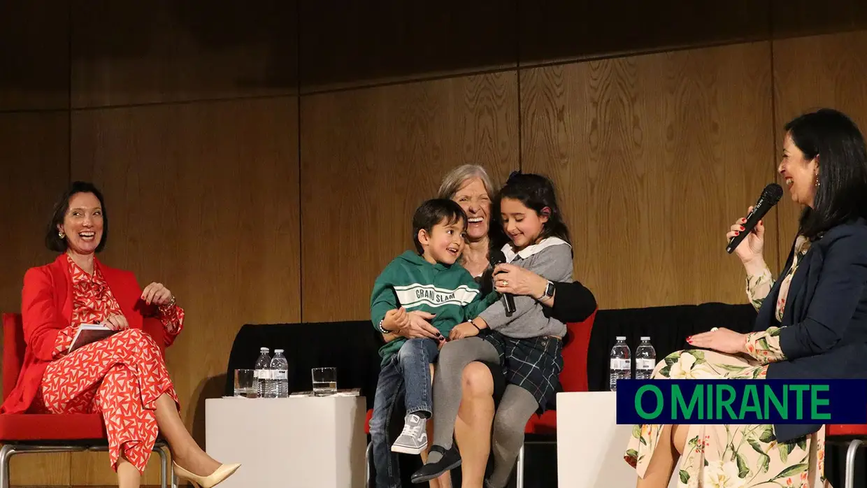 Apresentação do livro “Mulheres Incomuns” dedicada a Conceição Zagalo