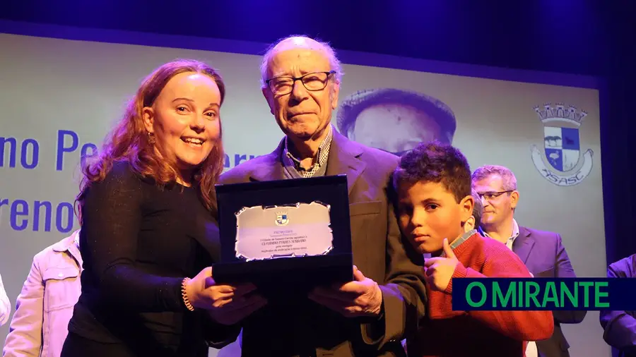 Claudino Serrano recebeu prémio Samoreno de Ouro Claudino Serrano recebeu prémio Samoreno de Ouro