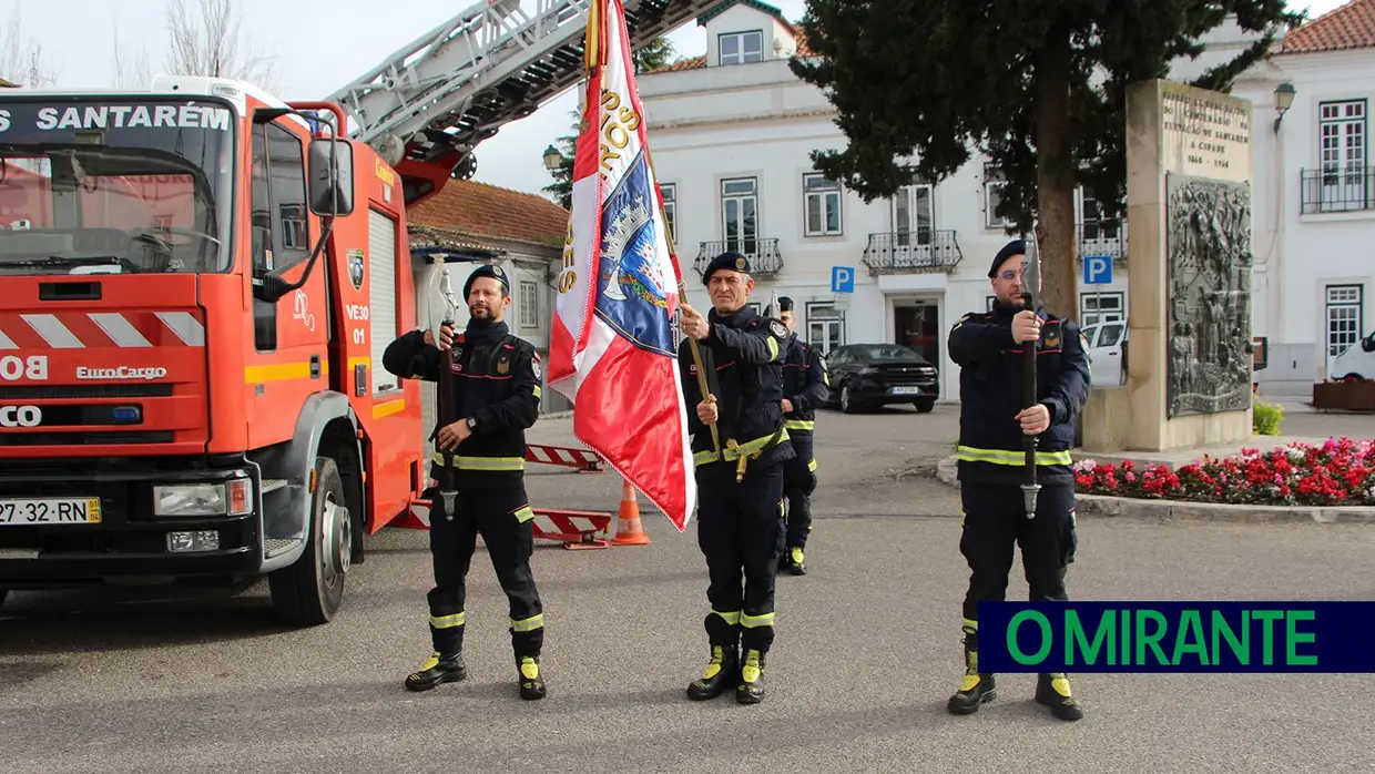 Bombeiros Sapadores de Santarém distinguidos no feriado municipal