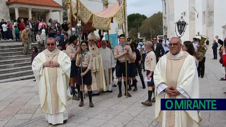 Procissão em honra de São José em Santarém mobilizou centenas de participantes