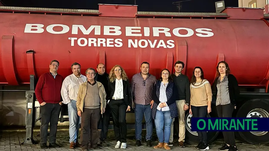 Nova direcção dos Bombeiros Torrejanos toma posse na quinta-feira Nova direcção dos Bombeiros Torrejanos toma posse na quinta-feira