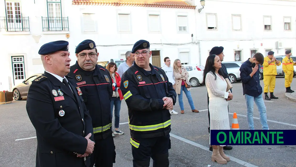 Município oferece ambulâncias a corporações de bombeiros do concelho de Santarém