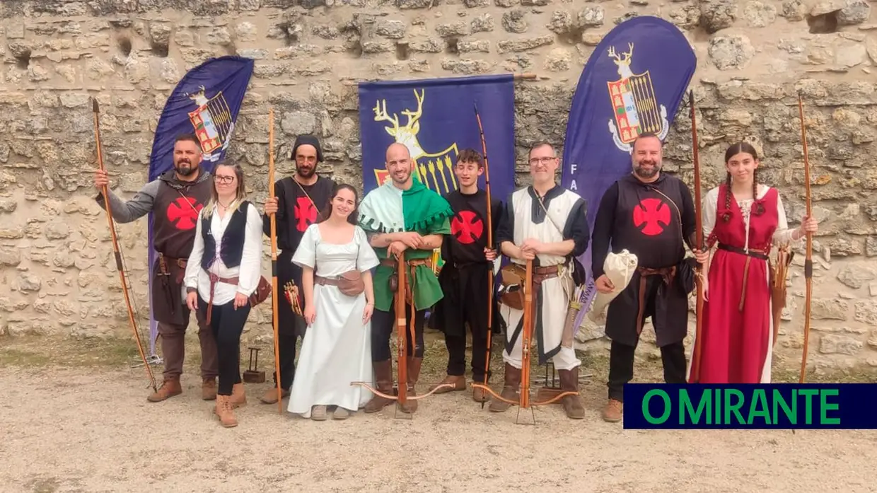 Arqueiros e besteiros da Thomar Honoris com pontaria afinada em Ourém