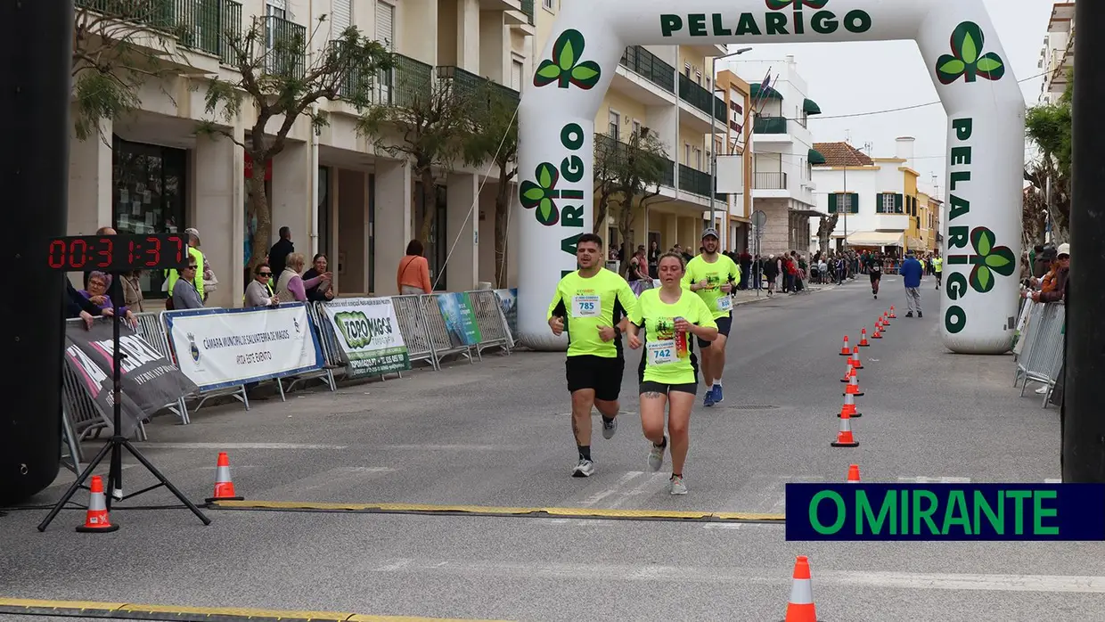 Atletas de todo o país nos 12 quilómetros de Salvaterra de Magos