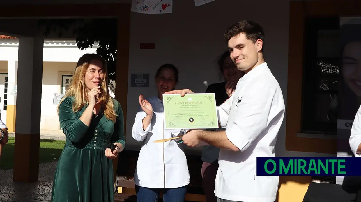 Na cozinha dos chefs Noélia e Luís durante o Mês da Enguia em Salvaterra de Magos