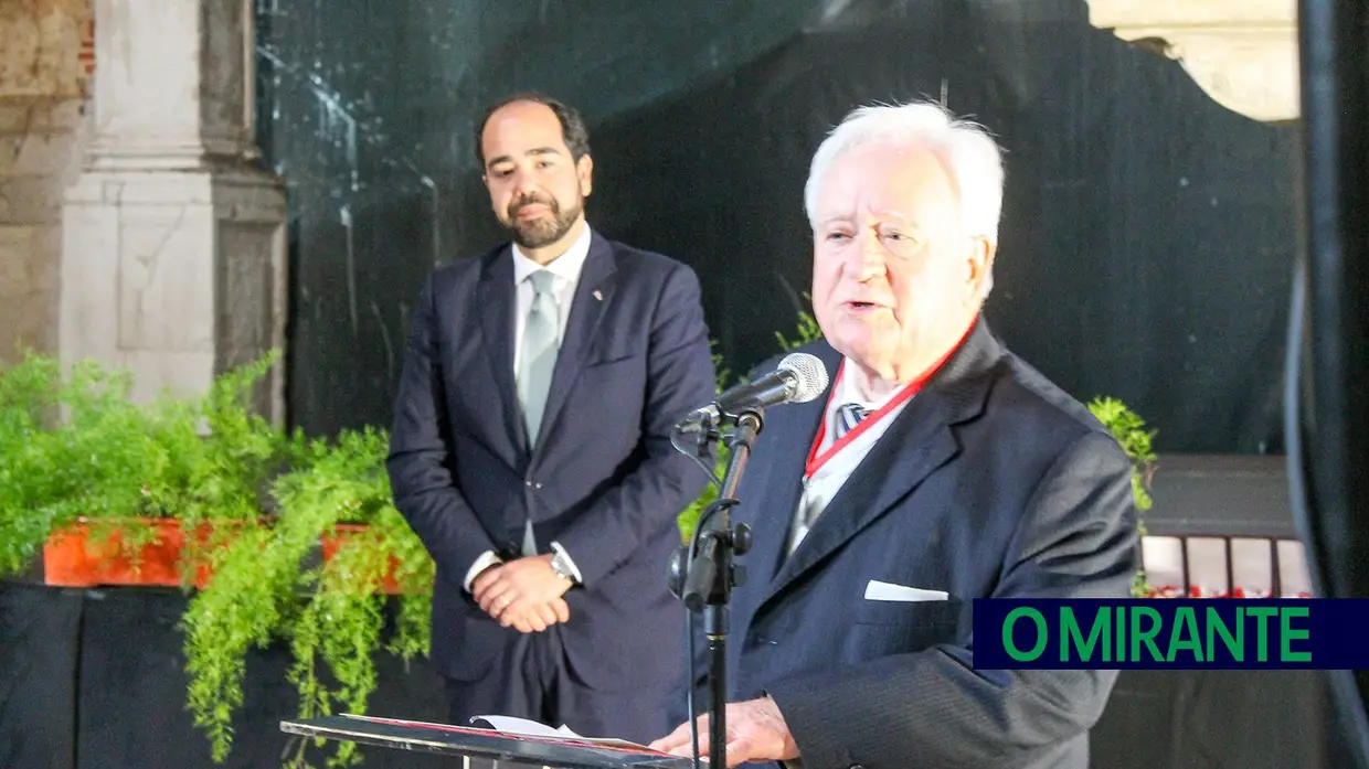 A importância da liberdade e da família destacados na entrega de medalhas de Santarém