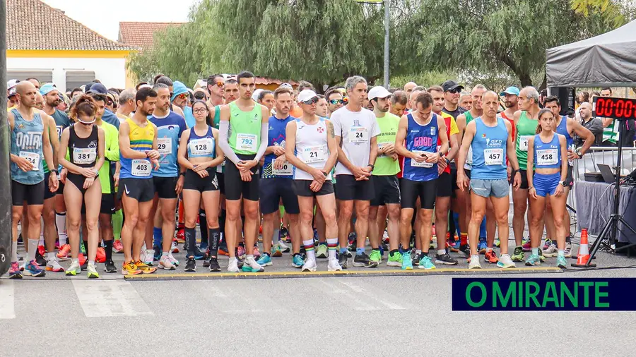 900 atletas foram correr a Salvaterra de Magos 900 atletas foram correr a Salvaterra de Magos