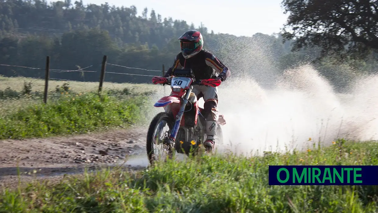 Emoção à passagem do Rally Raid Portugal em Salvaterra de Magos