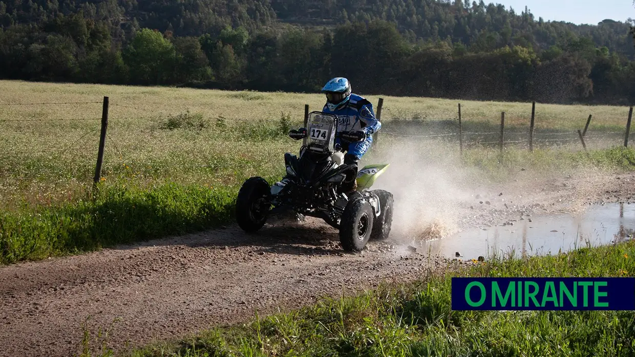 Emoção à passagem do Rally Raid Portugal em Salvaterra de Magos