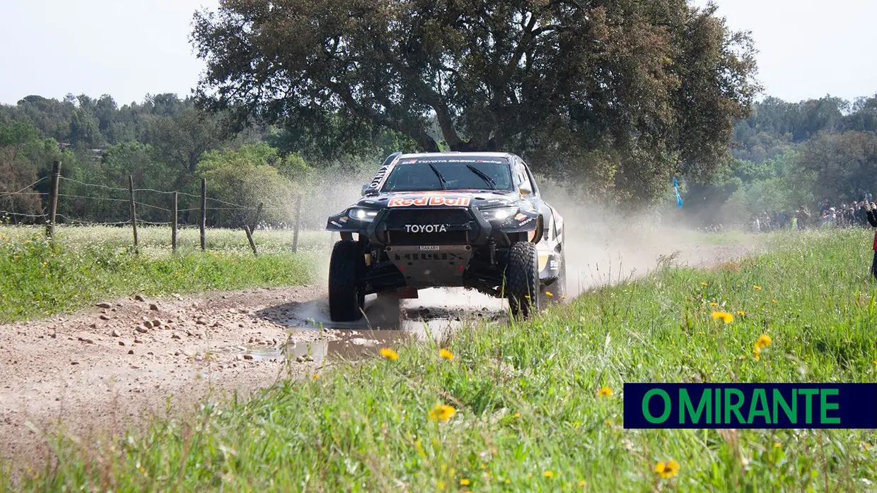 Emoção à passagem do Rally Raid Portugal em Salvaterra de Magos