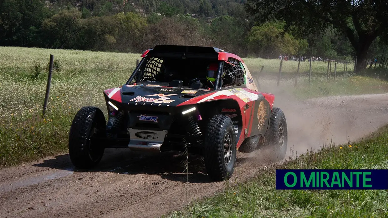 Emoção à passagem do Rally Raid Portugal em Salvaterra de Magos