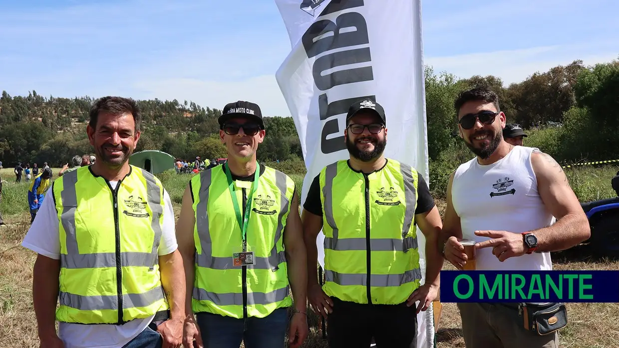 Emoção à passagem do Rally Raid Portugal em Salvaterra de Magos