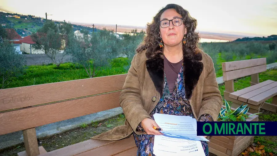 Moradores da Quinta do Alferes em Alhandra continuam sem soluções Moradores da Quinta do Alferes em Alhandra continuam sem soluções