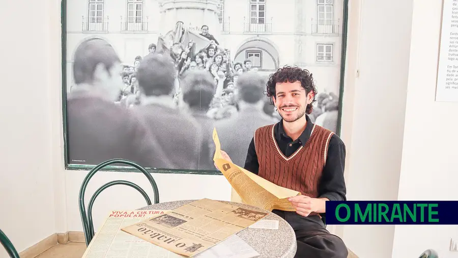 Exposição conta como foi vivido o 25 de Abril em Tomar Exposição conta como foi vivido o 25 de Abril em Tomar