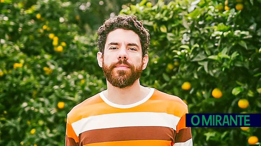 Cantautor brasileiro Luca Argel dá concerto em Santarém Cantautor brasileiro Luca Argel dá concerto em Santarém