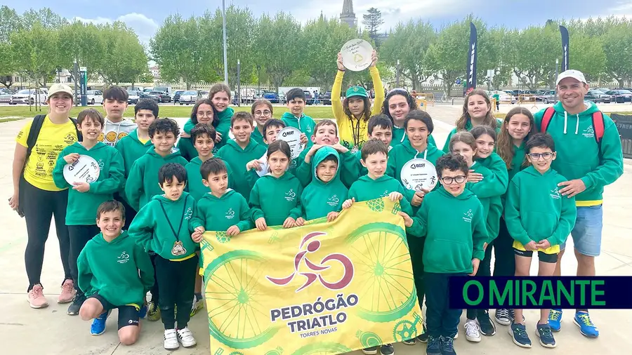 Pedrogão Triatlo com 2º lugar colectivo em prova de Triatlo Jovem Pedrogão Triatlo com 2º lugar colectivo em prova de Triatlo Jovem
