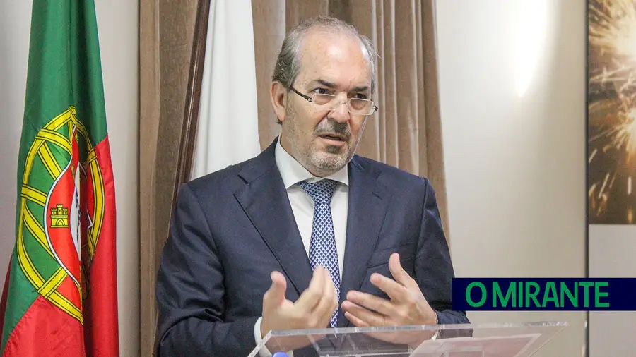 Nersant quer indemnizar António Campos que se despediu por justa causa Nersant quer indemnizar António Campos que se despediu por justa causa