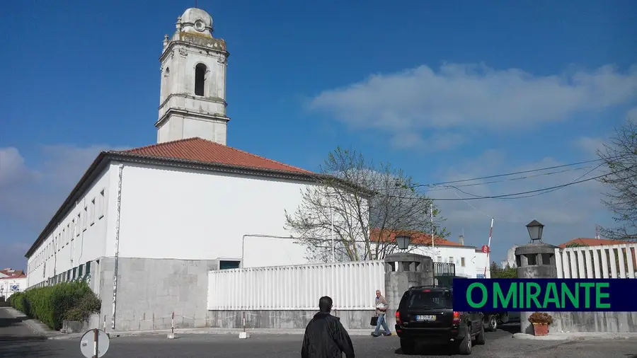 Antigo quartel da EPC em Santarém vai ter residência de estudantes do politécnico