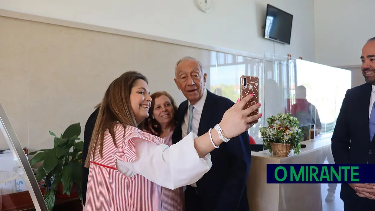 Marcelo Rebelo de Sousa deu uma aula em Santarém e foi recebido com euforia