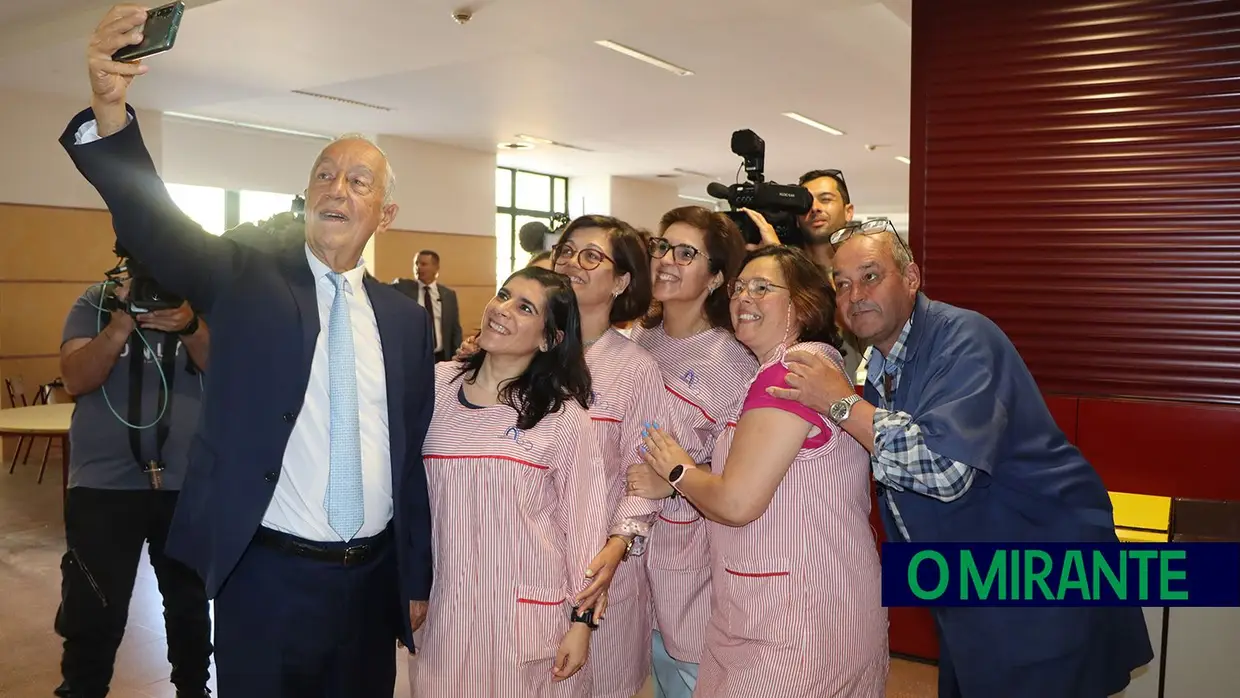 Marcelo Rebelo de Sousa deu uma aula em Santarém e foi recebido com euforia