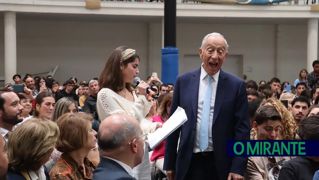 Marcelo Rebelo de Sousa deu uma aula em Santarém e foi recebido com euforia