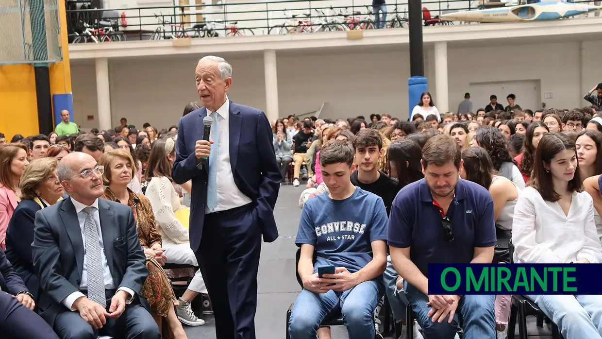 Marcelo Rebelo de Sousa deu uma aula em Santarém e foi recebido com euforia