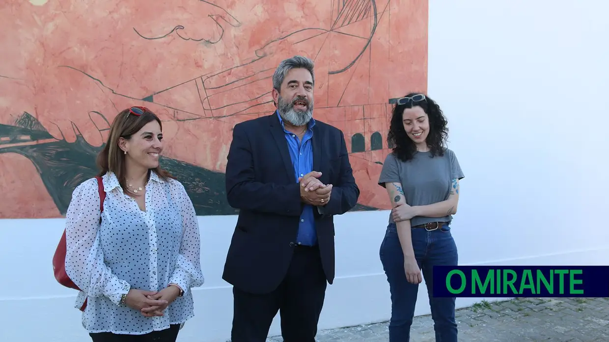 Arte pública e instalação colaborativa assinalam 50 anos do 25 de Abril em Benavente