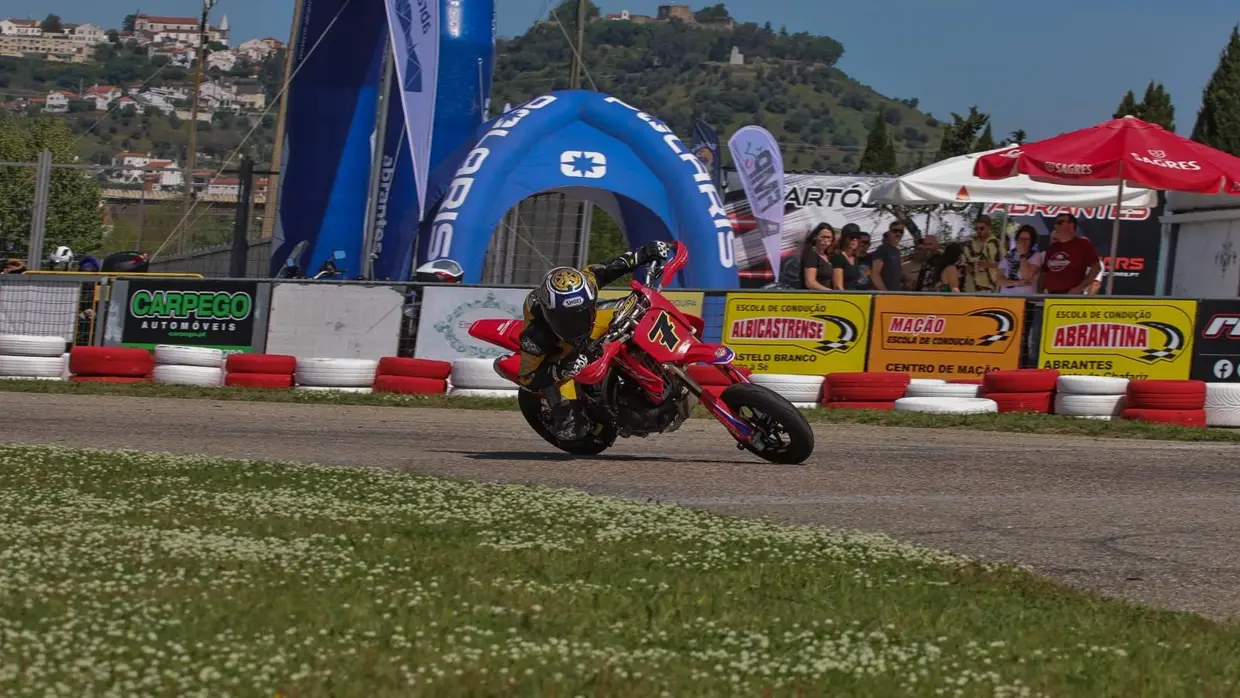 Abrantes recebeu pela primeira vez Nacional de Supermoto