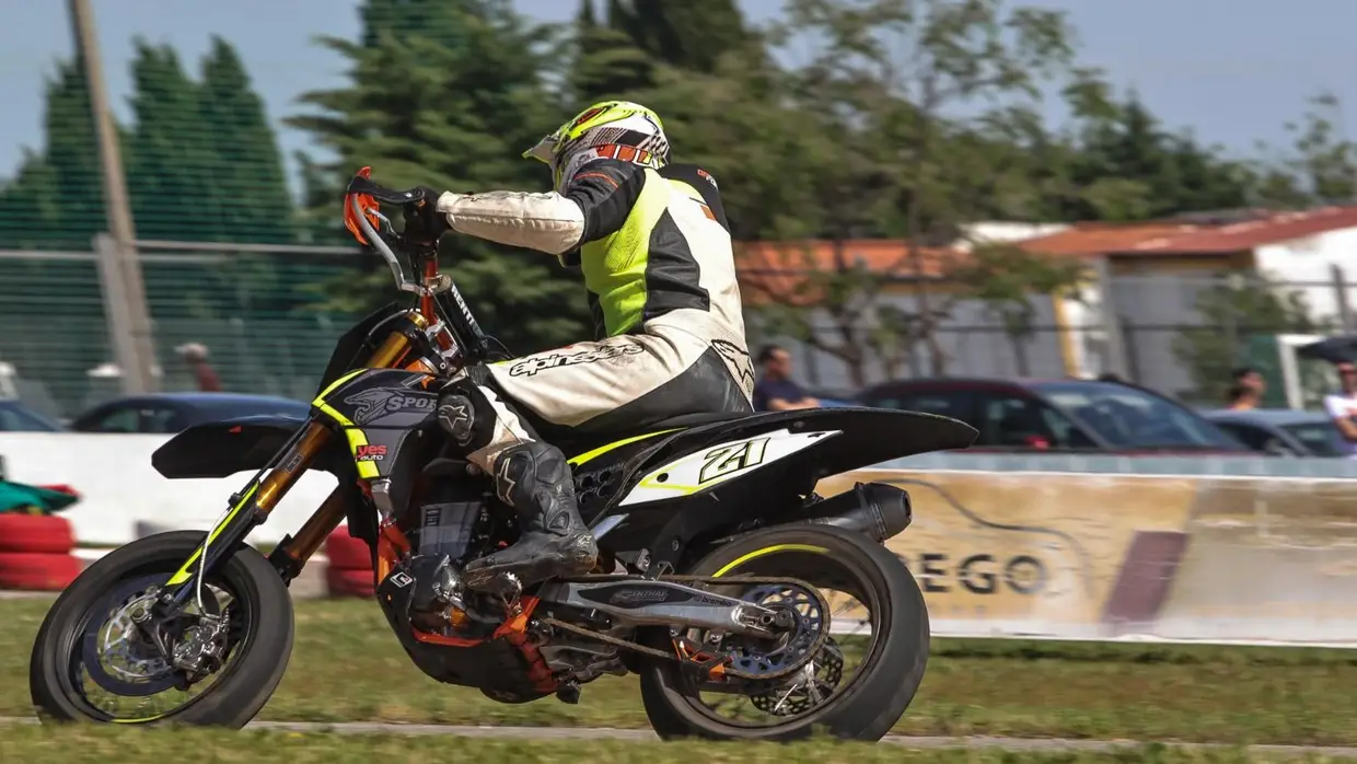 Abrantes recebeu pela primeira vez Nacional de Supermoto