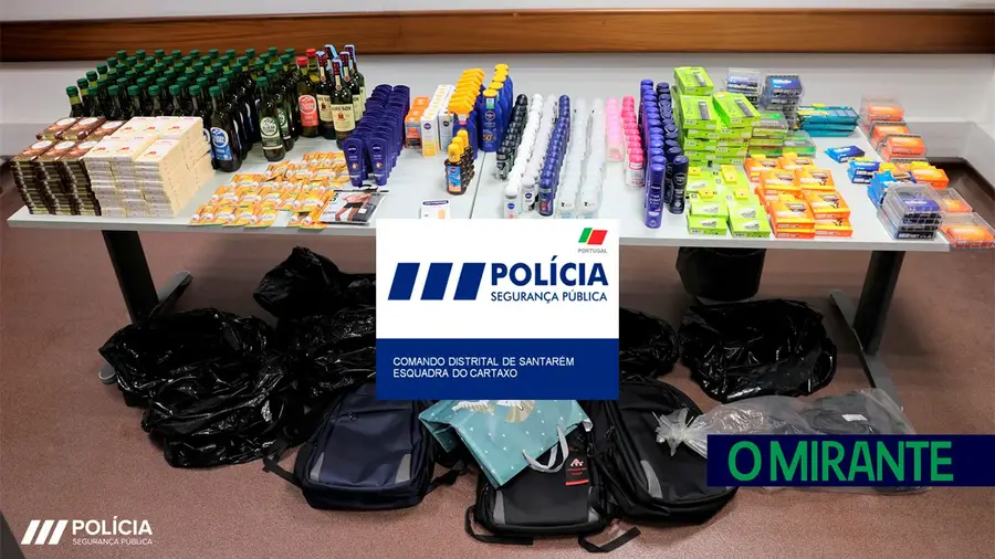 Detido em flagrante por furto em hipermercado no Cartaxo Detido em flagrante por furto em hipermercado no Cartaxo