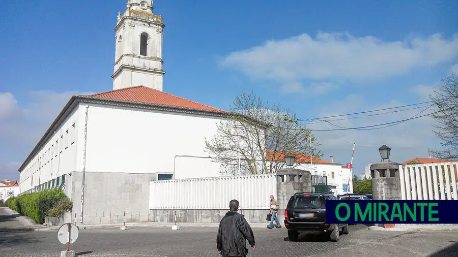 Antigo quartel da Cavalaria em Santarém vai ter residência de estudantes do politécnico Antigo quartel da Cavalaria em Santarém vai ter residência de estudantes do politécnico