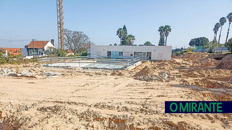 Obras nas piscinas da Chamusca suspensas mais um mês Obras nas piscinas da Chamusca suspensas mais um mês
