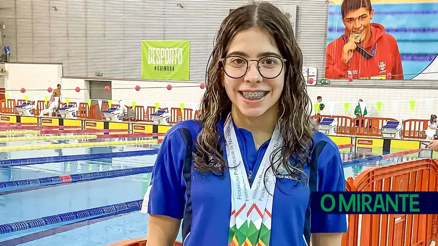 Três títulos nacionais de juniores para Rafaela Mendes no nacional de natação