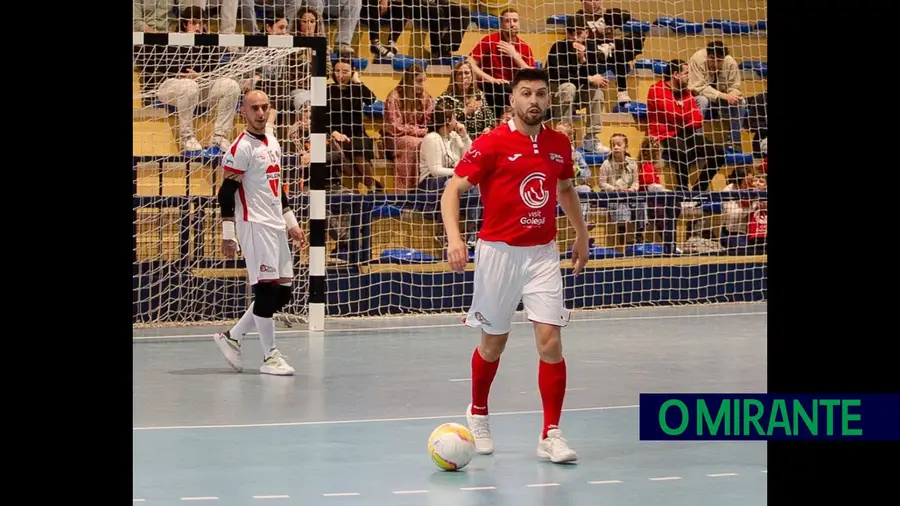 Casa do Benfica da Golegã perto do título distrital em futsal