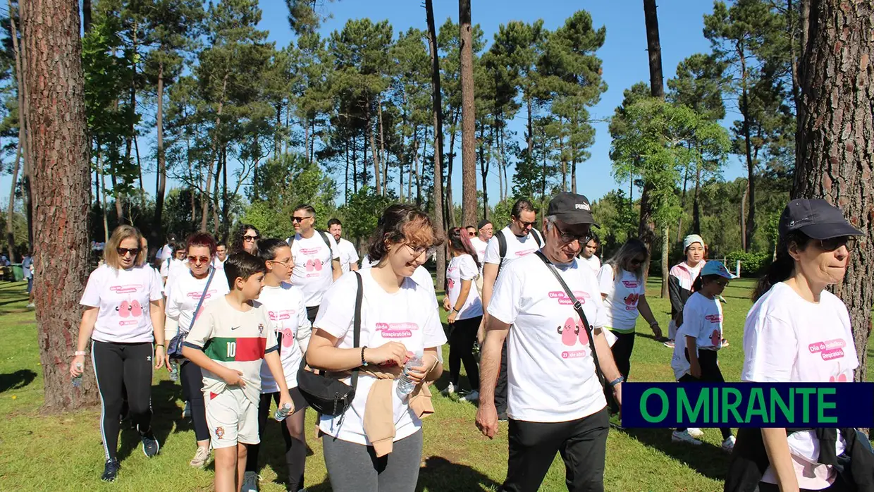 Caminhada de reabilitação respiratória junta mais de 100 pessoas em Abrantes