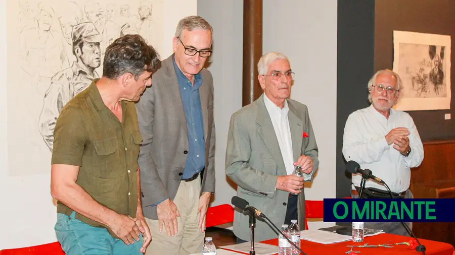 Salgueiro Maia: o símbolo da revolução que continua a inspirar artistas Salgueiro Maia: o símbolo da revolução que continua a inspirar artistas