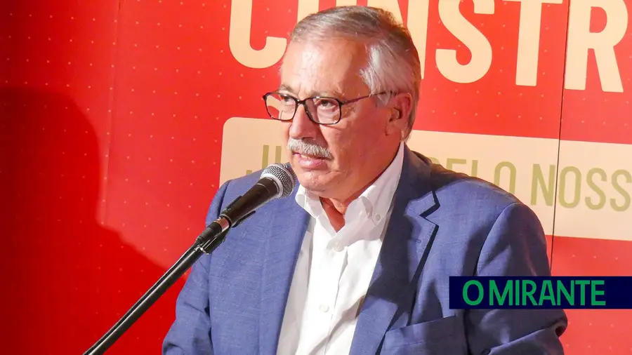 Contas da Câmara de Azambuja com resultado negativo de 2,3 milhões de euros Contas da Câmara de Azambuja com resultado negativo de 2,3 milhões de euros