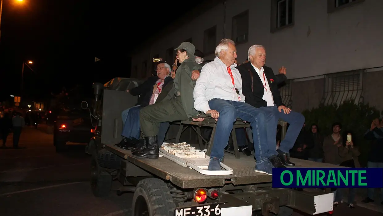 Coluna de Salgueiro Maia voltou a sair de Santarém 50 anos depois