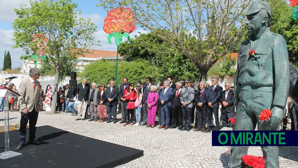 Santarém assinala o 25 de Abril exaltando os valores da liberdade e da democracia