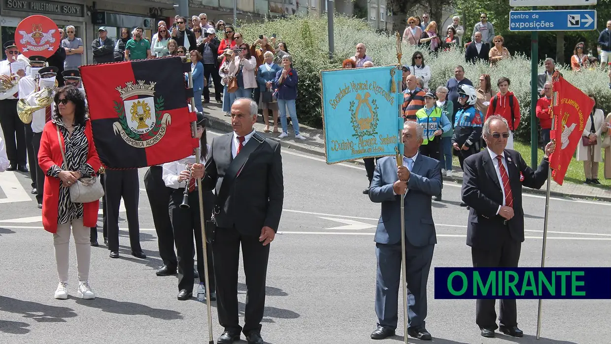 Santarém assinala o 25 de Abril exaltando os valores da liberdade e da democracia