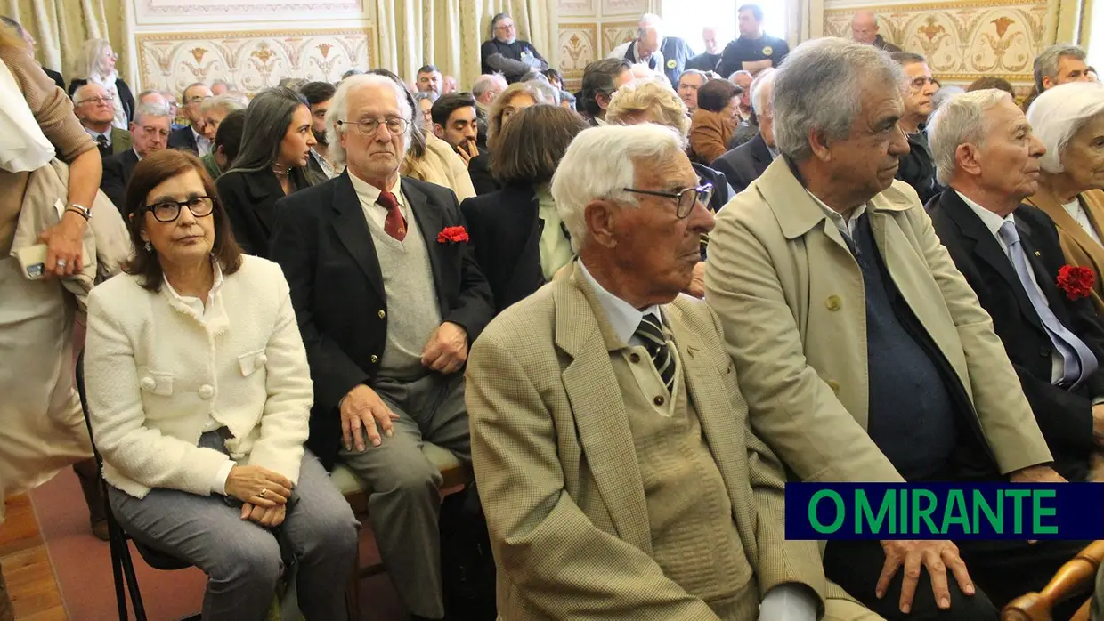 Santarém homenageou militares de Abril e primeiros autarcas do pós-revolução