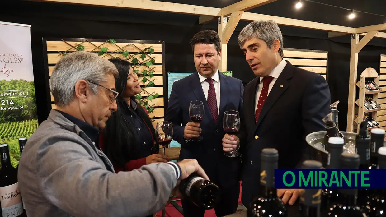 Festa do Vinho no Cartaxo com dezenas de entidades e associações