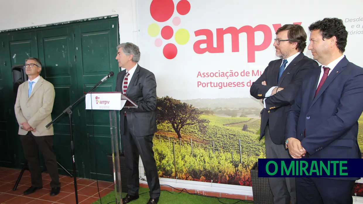 Associação de Municípios do Vinho passou a ter sede em Santarém