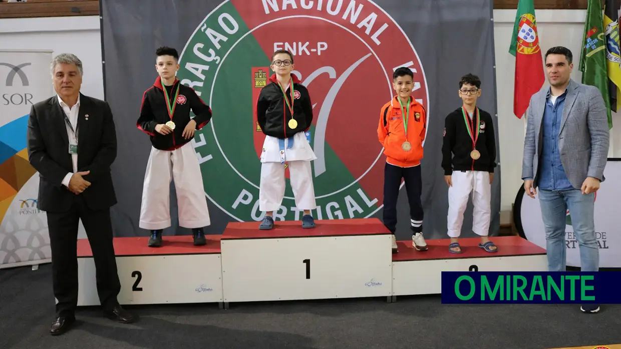 Atletas de Aveiras de Cima conquistam medalhas no Campeonato Nacional de Karaté