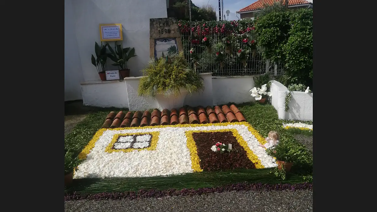 Em Ortiga cumpriu-se a tradição do Enfeitar as Fontes no 1º de Maio